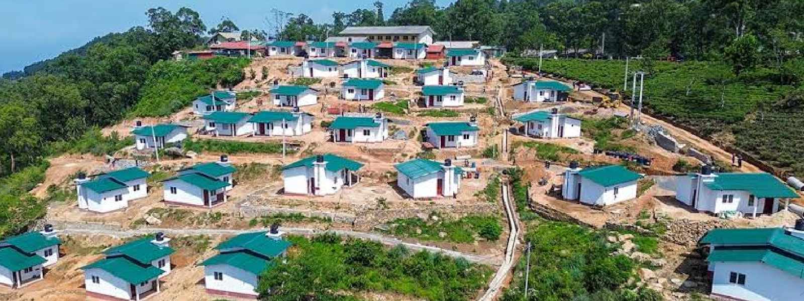 හල්දුම්මුල්ලේ නායයෑමෙන් නිවාස අහිමිවූවන්ට නව නිවාස